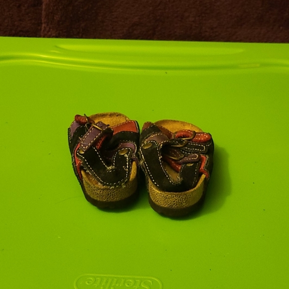 Baby Buckled Sandals - Picture 3 of 6